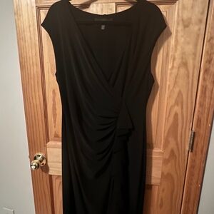 Black Label by Evan Picone sleeveless dress knee length size xl / 16 black